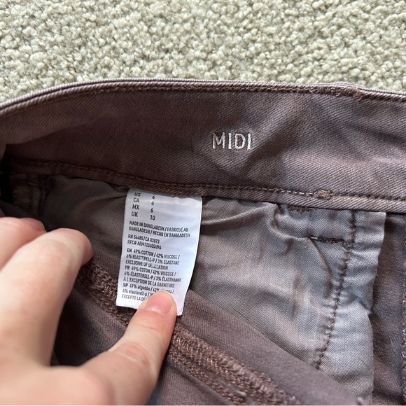 Bundle of 3 Pairs American Eagle Shorts - Picture 7 of 10